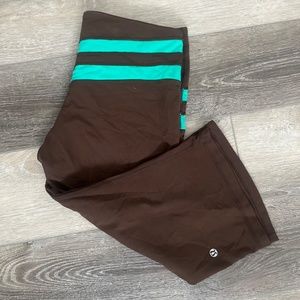 Lululemon cropped workout pants